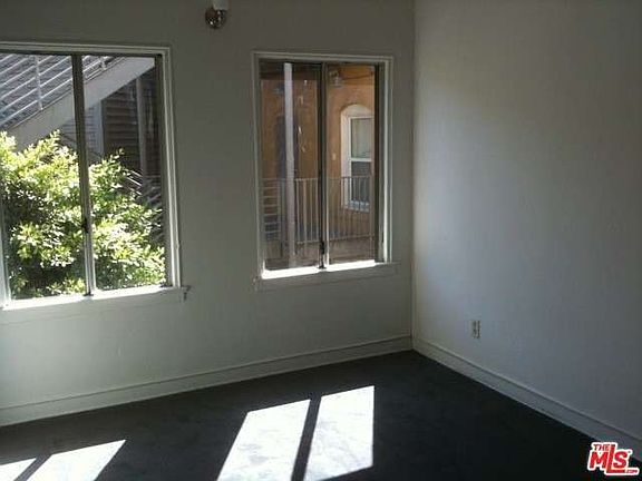 2nd image of 224 Columbia Pl