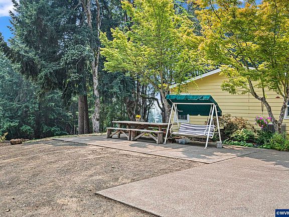 2nd image of 26147 Caton Ln