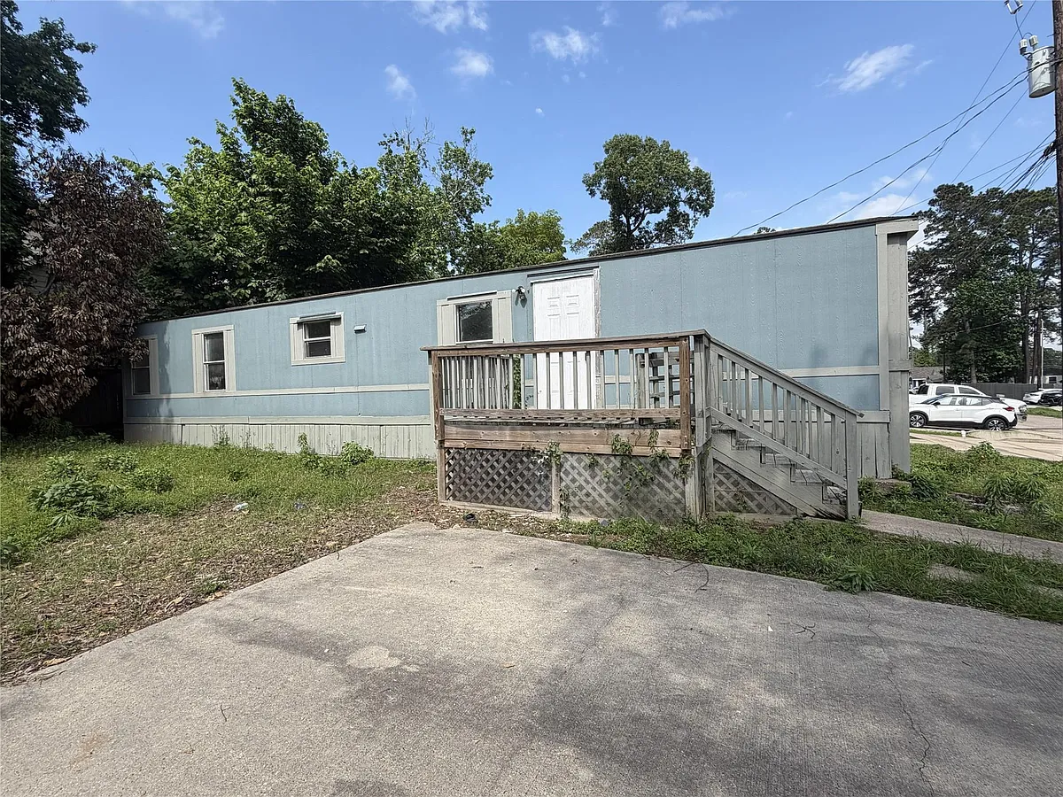 Building Photo - 16926 W Hammon