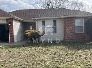 620 S Mahn Ave, Springfield, MO 65802