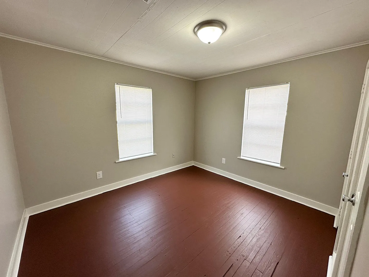 2 bed, 900 sqft, $800 — Photo 4
