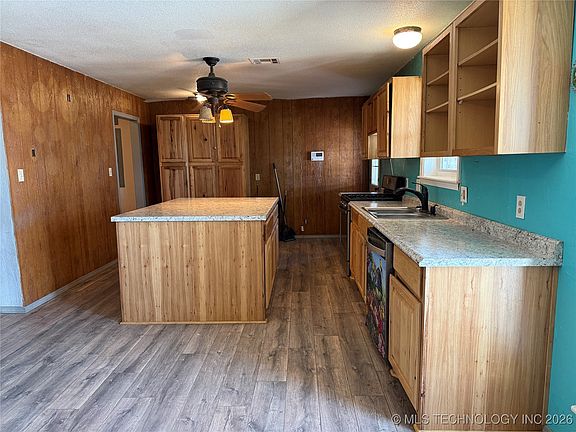 4th image of 11225 S Oologah Cir