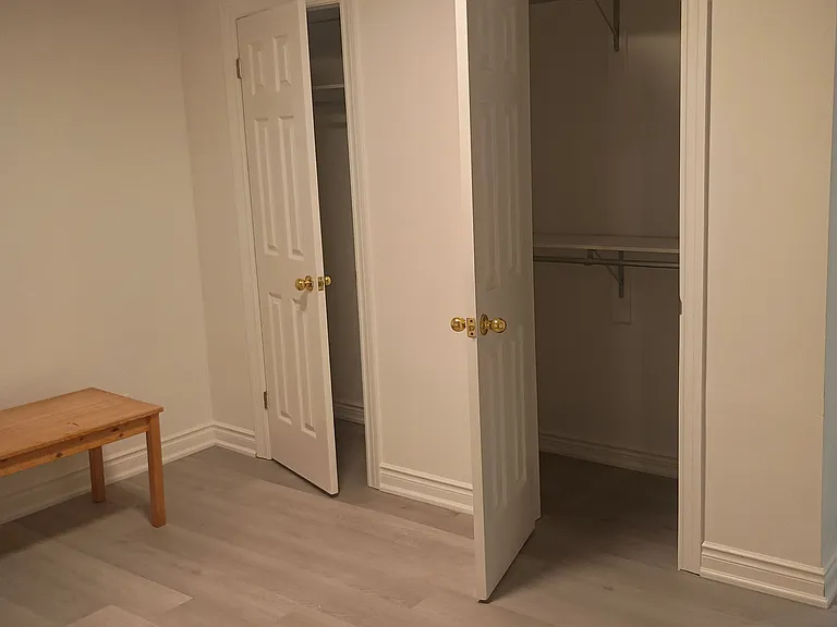 112 Holm Cres — Photo 18