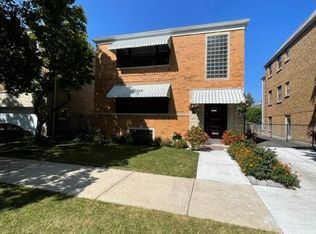 2924 W Summerdale Ave #2, Chicago, IL 60625