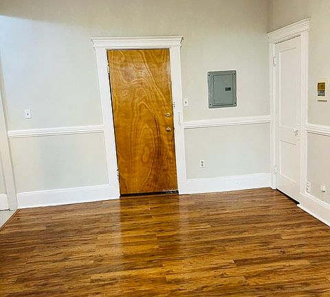 5th image of 38 Hemenway St APT 8