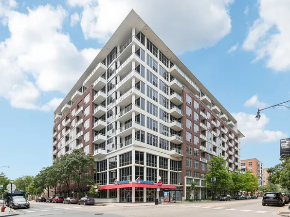 901 W Madison St Unit 1002, Chicago, IL 60607