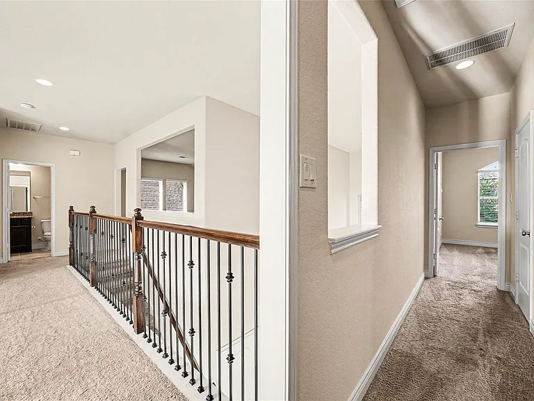 2310 Falcon Brook Dr — Photo 12