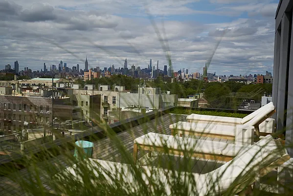 Rented by Lodger Corp | media 69