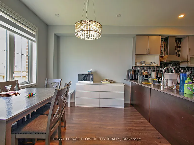 81 Baffin Cres — Photo 17