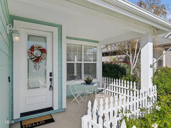 3 Chamiso Dr, Los Alamos, CA 93440