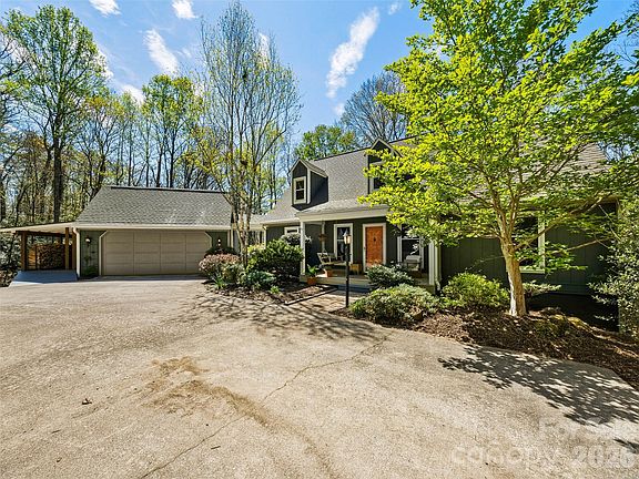 3rd image of 85 Timberlane Cir