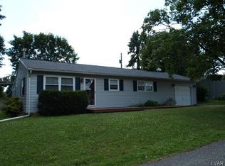 5538 Merry Ln, Allentown, PA 18104