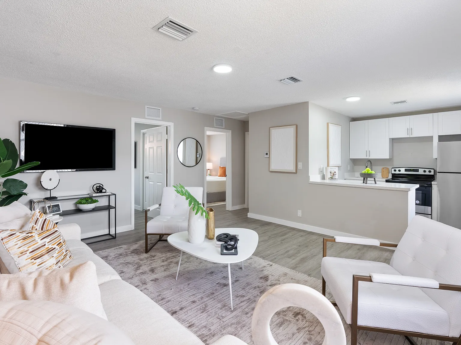 2 bed, 800 sqft, $1,925 — Photo 4