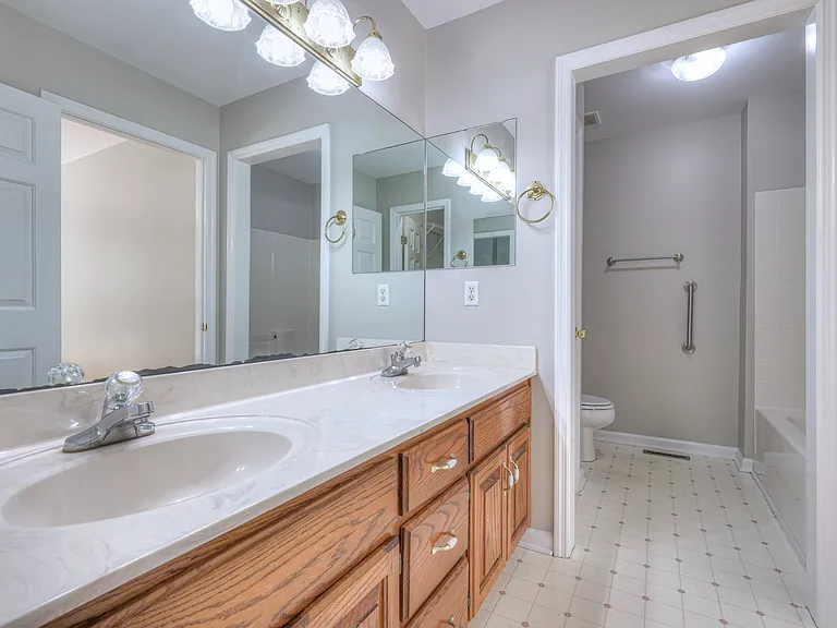 405 Sandi Ct — Photo 21