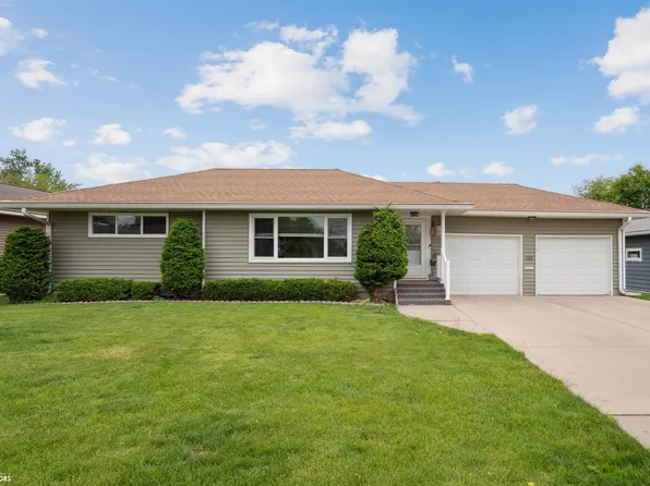 309 S 12th St, Marshalltown, IA 50158