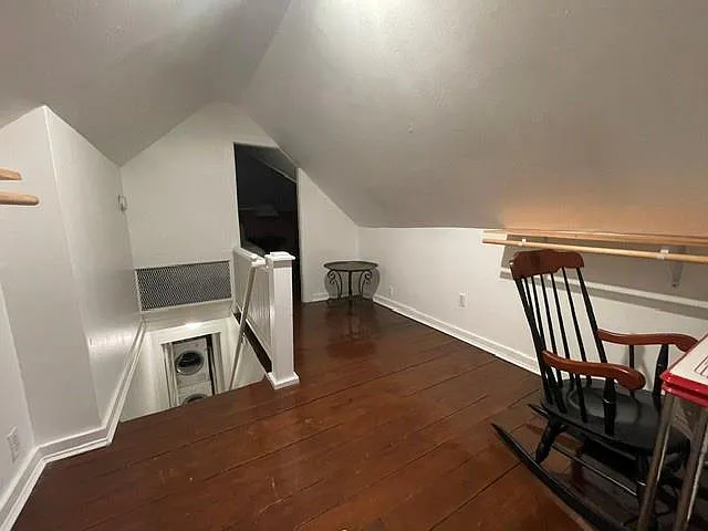 616 W 25th St — Photo 20