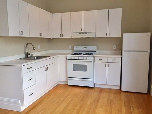 1st image of 2351 Jackson St APT 1