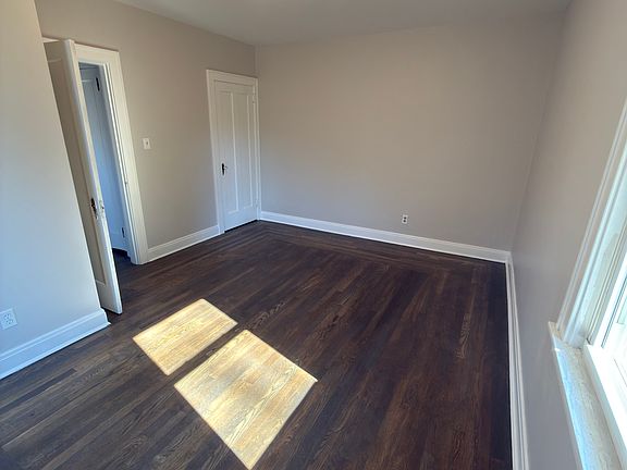5th image of 1515 W North Bend Rd APT 4