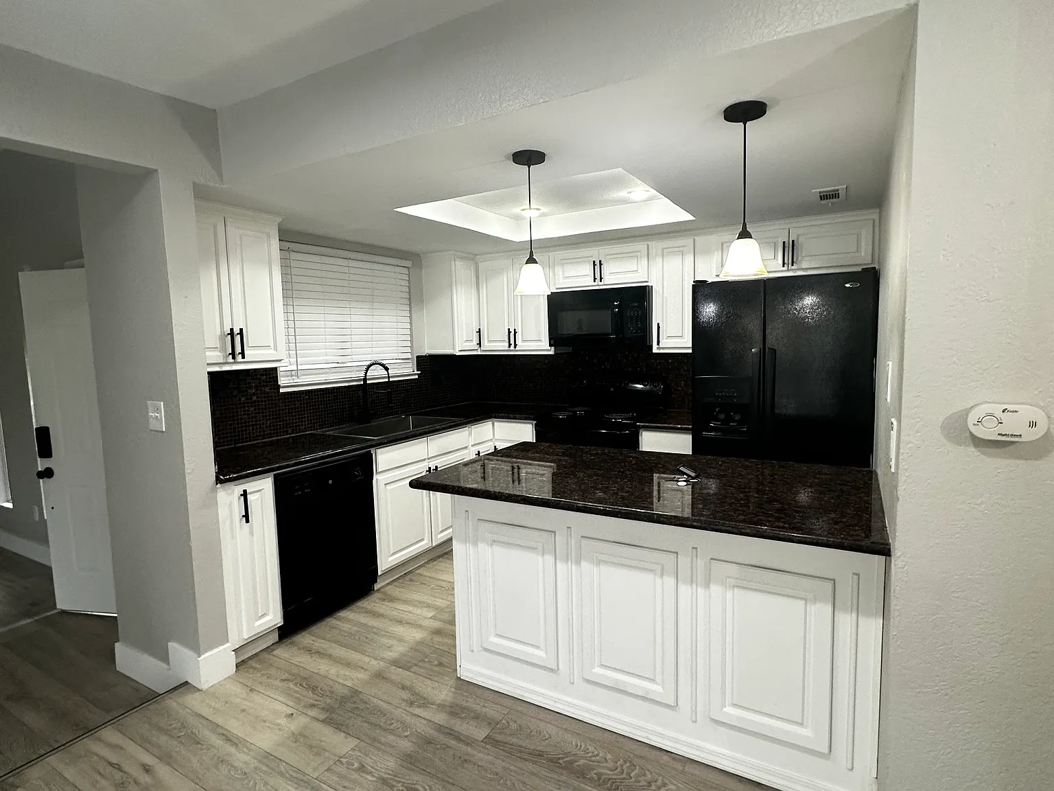 1437 Ponce De Leon Ave — Photo 4
