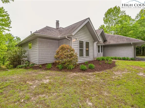 205 Bear Trail, Sugar Mountain, NC 28604