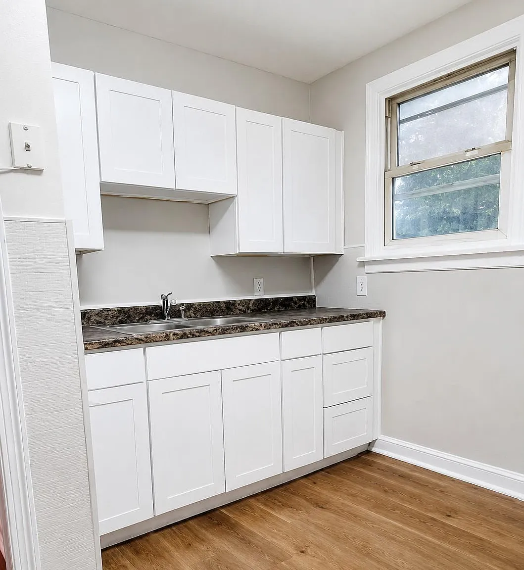 2 bed, 1.0 bath, 750 sqft, $1,500 — Photo 3