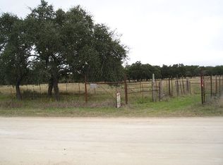 191-199 Sky Harbor Rd, Mountain Home, TX 78058