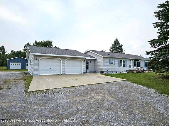 4th image of 3434 Wilds Rd