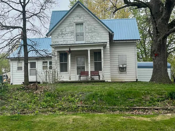 311 N Waugh St, Hedrick, IA 52563