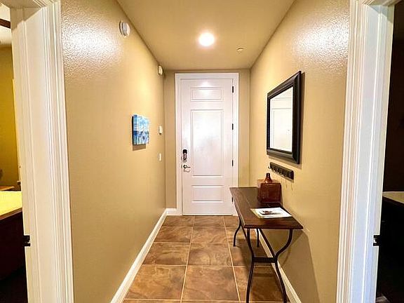 4th image of 101 West Bank Unit 43-44