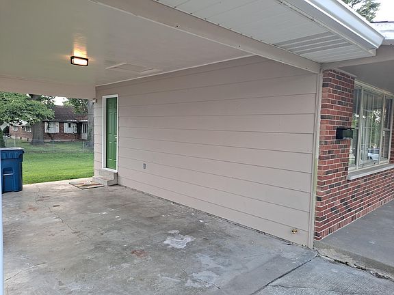Carport, possible connection for EV