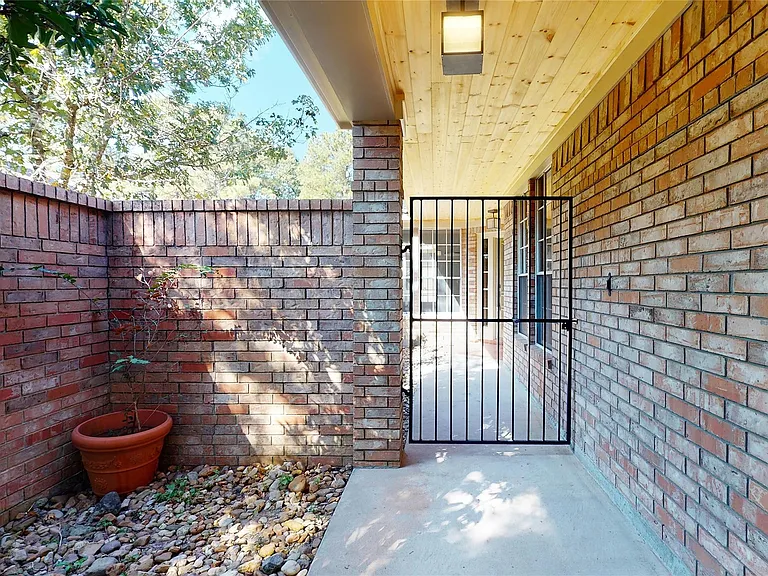 3 Gingerwilde Pl — Photo 29