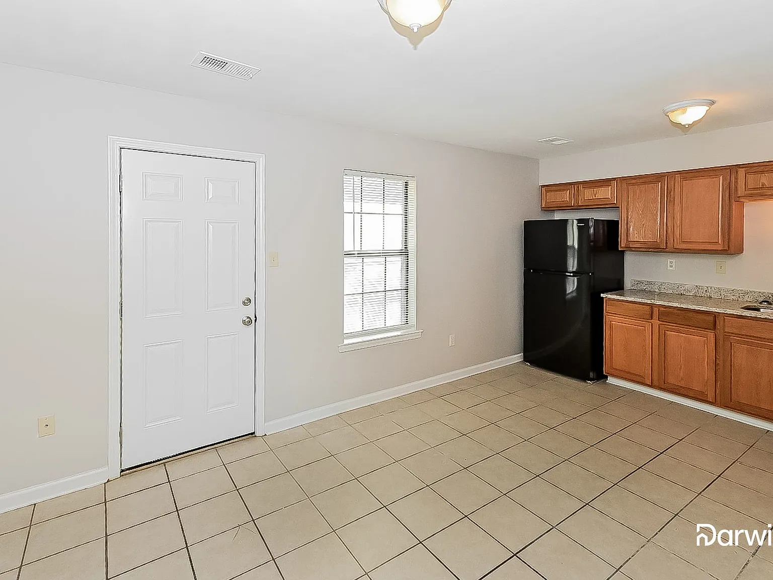 3 bed, 1.5 bath, 1112 sqft, $1,445 — Photo 4