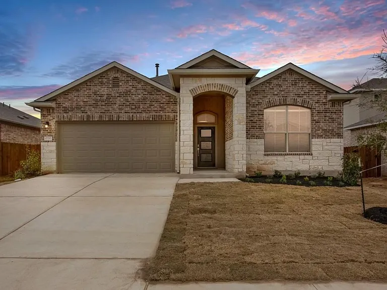 17717 Gilberto Dr — Photo 2
