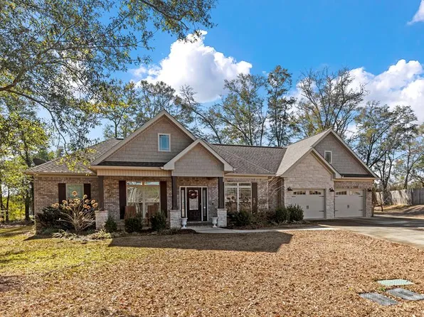 2700 Peachtree Dr, Dothan, AL 36303
