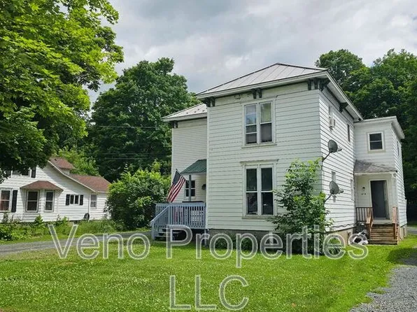 17 19th Ave #D, Cambridge, NY 12816