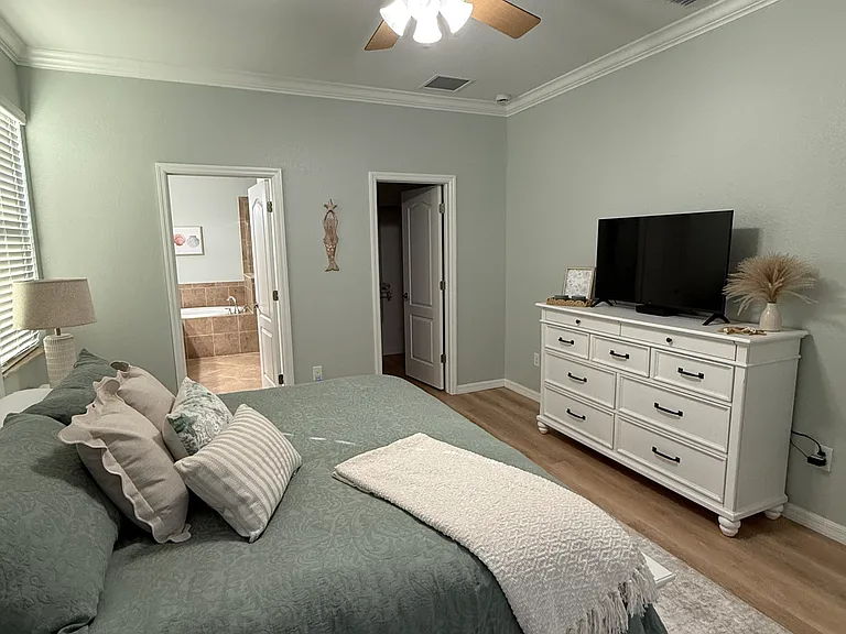 12261 Canavese Ln — Photo 19