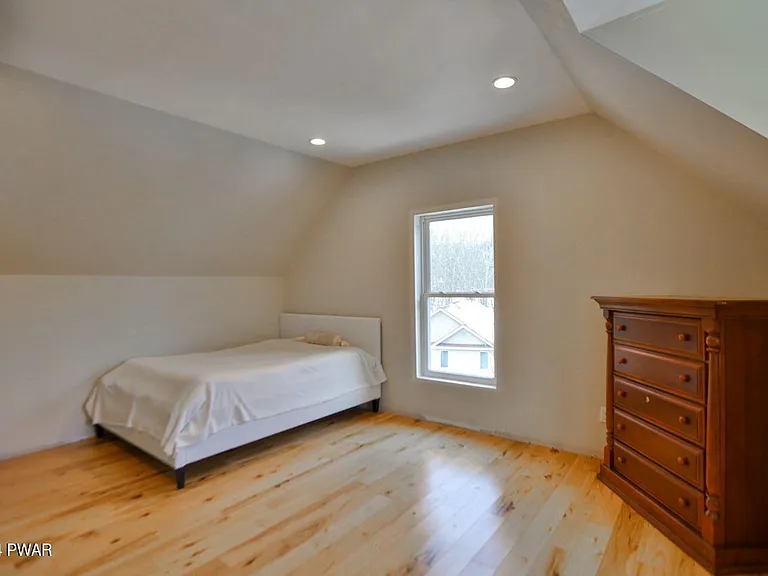 110 Stallion Dr — Photo 161