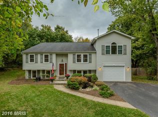 2619 Puritan Ct, Herndon, VA 20171