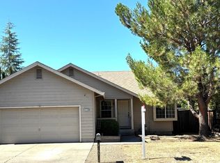 2103 Oat Hill Ct, Calistoga, CA 94515