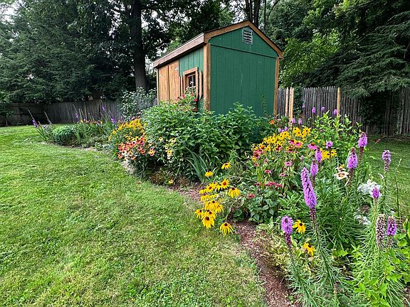 Storage shed with gardens
