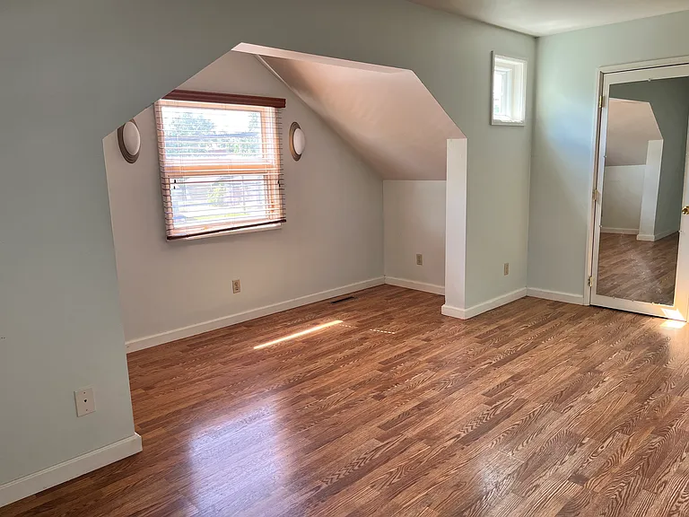 618 Fellows St — Photo 13