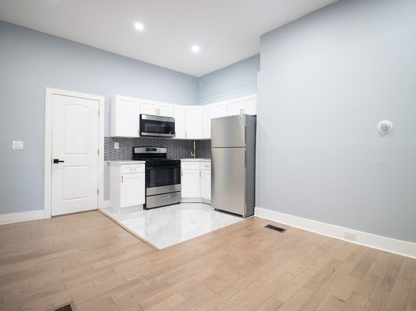 176 Frank St #1F