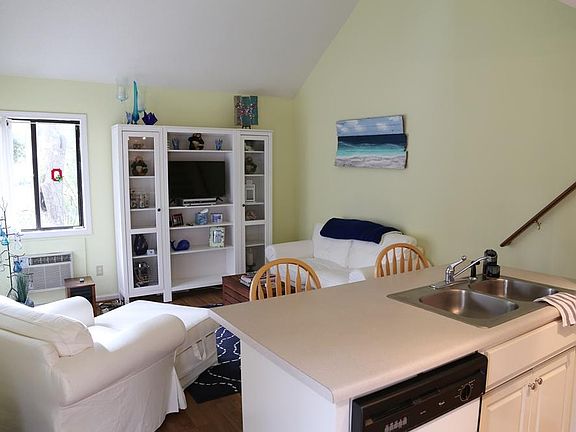 5th image of 363 Sea Cloud Cir