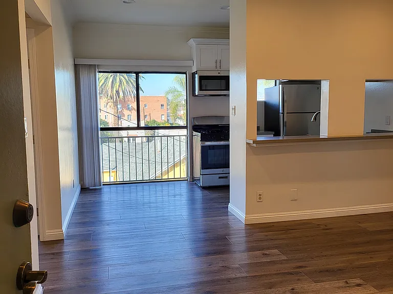3819 Country Club Dr #202 — Photo 27