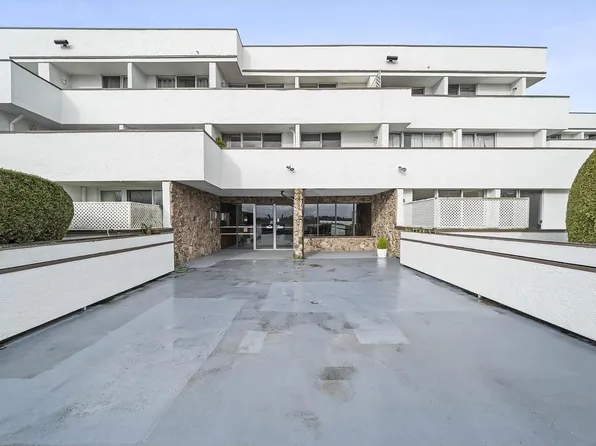 9151 No 5 Rd #115, Richmond, BC V7A 4T9