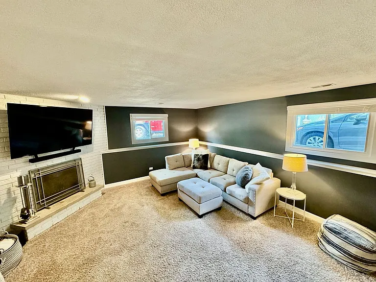 514 S Yale Ave — Photo 37