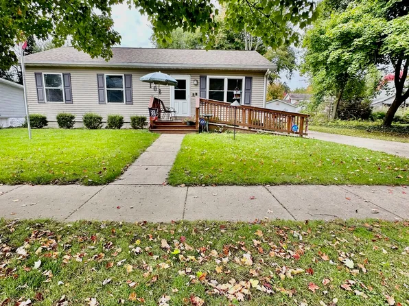108 Armstrong St, Leslie, MI 49251