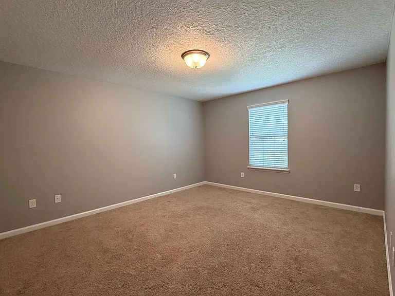 15991 Baxter Creek Dr — Photo 19