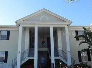 689 Lake Howard Dr NW APT 1B, Winter Haven, FL 33881