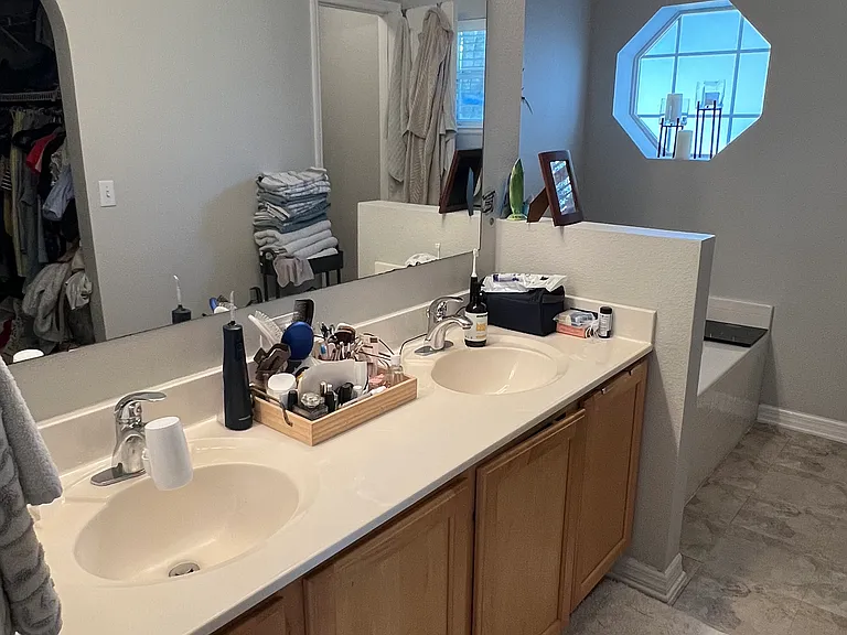 217 King Arthur Ct — Photo 10